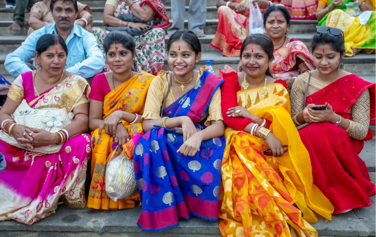 Indian women Pandaw